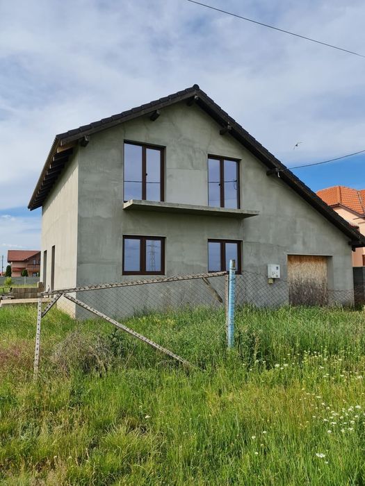 Casă de vânzare, proprietate privată