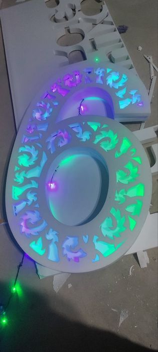 Новогодний декор из пенопласта