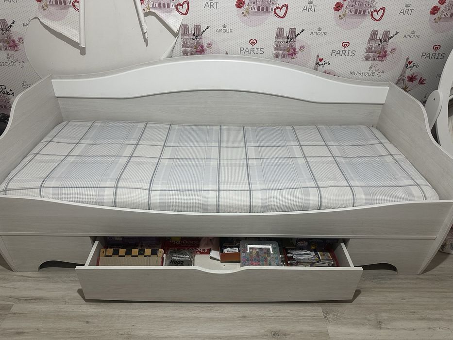 Продам детскую кровать