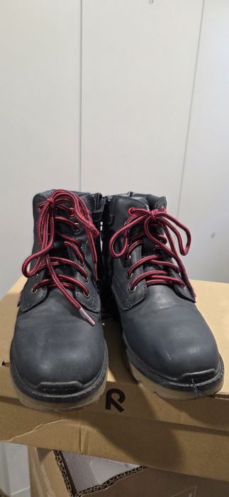 Демисезонные ботинки детские Levi's
