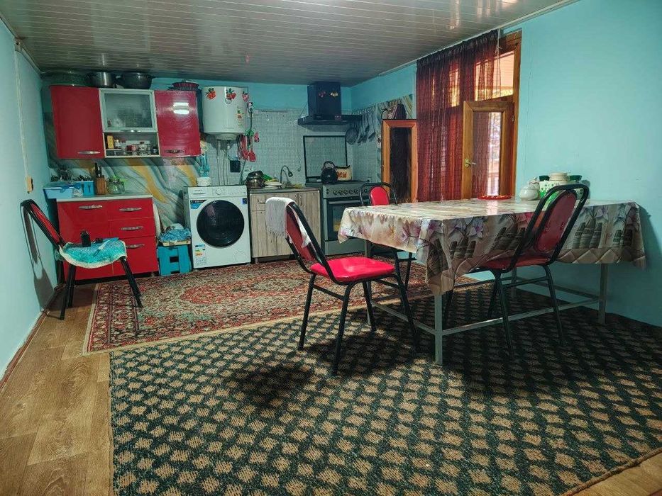 Проедаётся дом в Янгибазаре