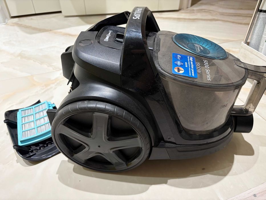 Пылесос Philips FC9569