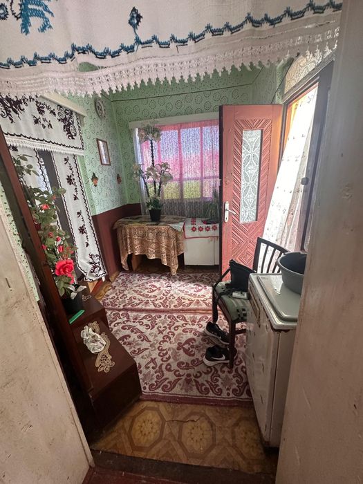 Vand Casă la țară