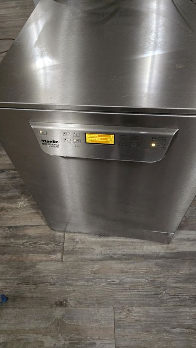 Съдомиялна Miele Professional