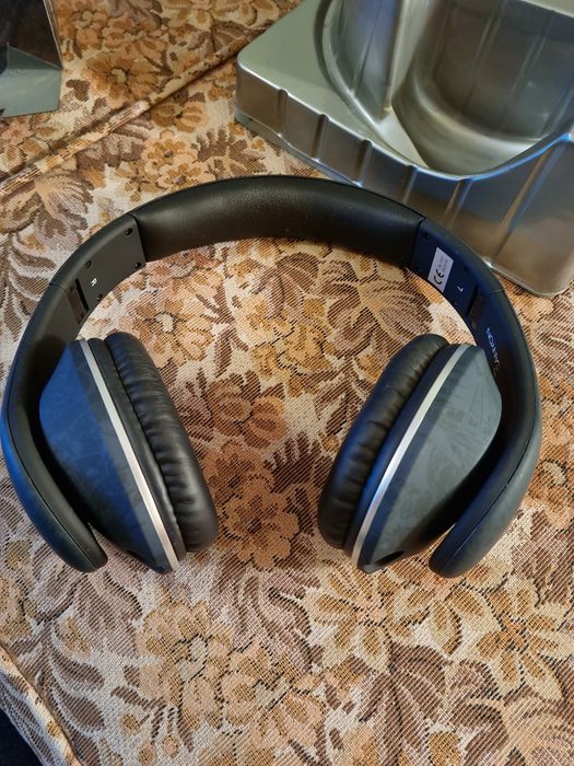 Casti  cu   fir  Canyon