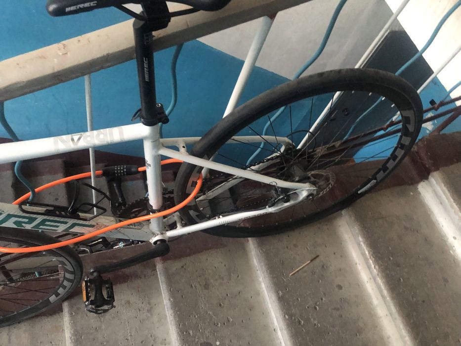 Срочно Шоссейник erec m700