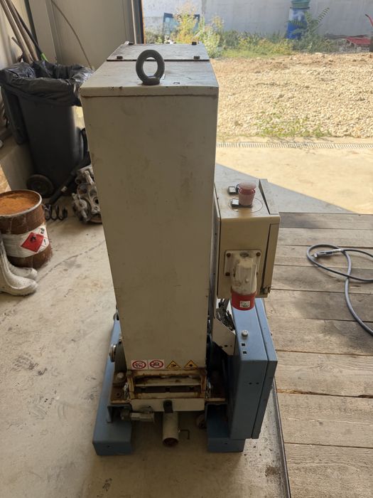 Tocatoare mase plastice Tria 20-22/BL-T