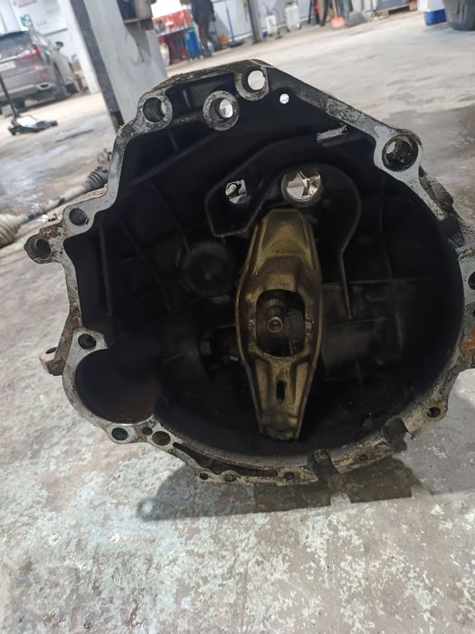 Ауди 80 б4 коробка механика хорошый