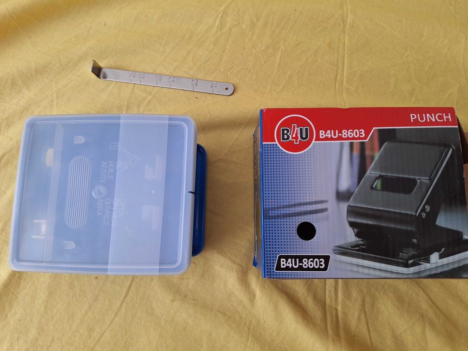 Perforator din metal B4U - DL 8603 corp metallic, maxim 60 coli