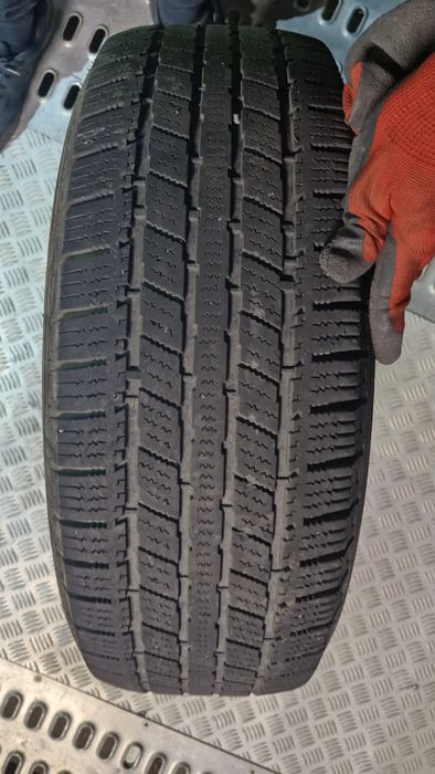 2 x Cauciuc / anvelopa 235 65 R16C Sprinter Crafter de iarna