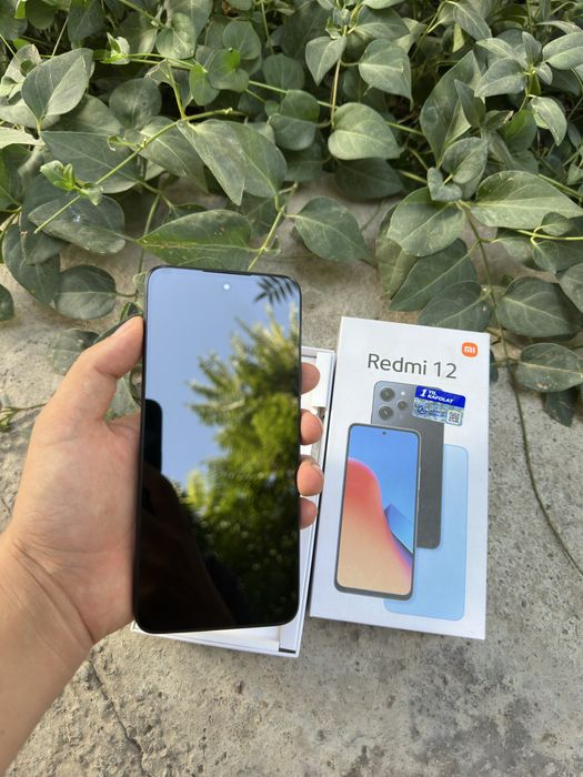 Redmi 12 8/256 Karopka dakument bor