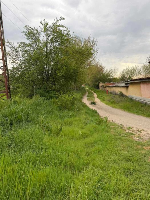 Парцел в село Братя Даскалови до ток и вода
