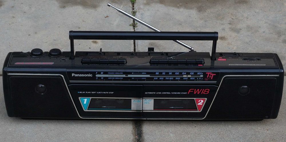 Сервизирани радиокасетофони,в отлично състояние