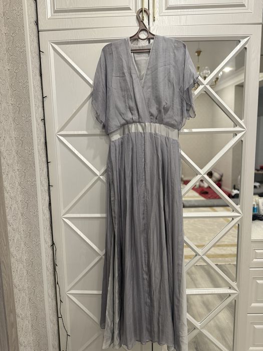 Медина Сақтағанованың дизайнерский көйлегі сатылады