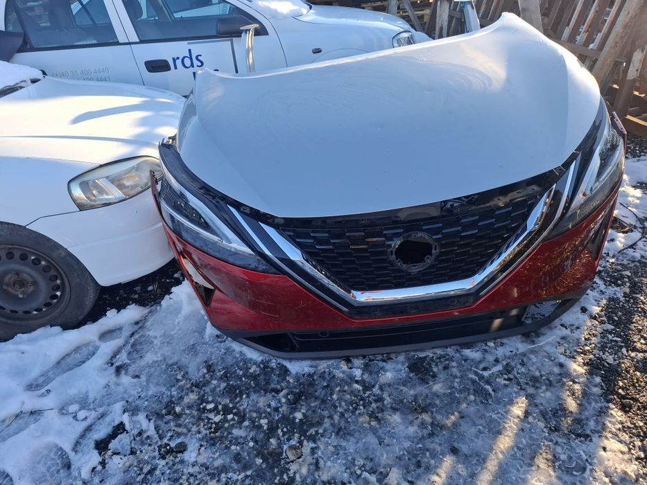 Fata completa Bara fata, Capota, far,aripa stg față Nissan Qashqai j12