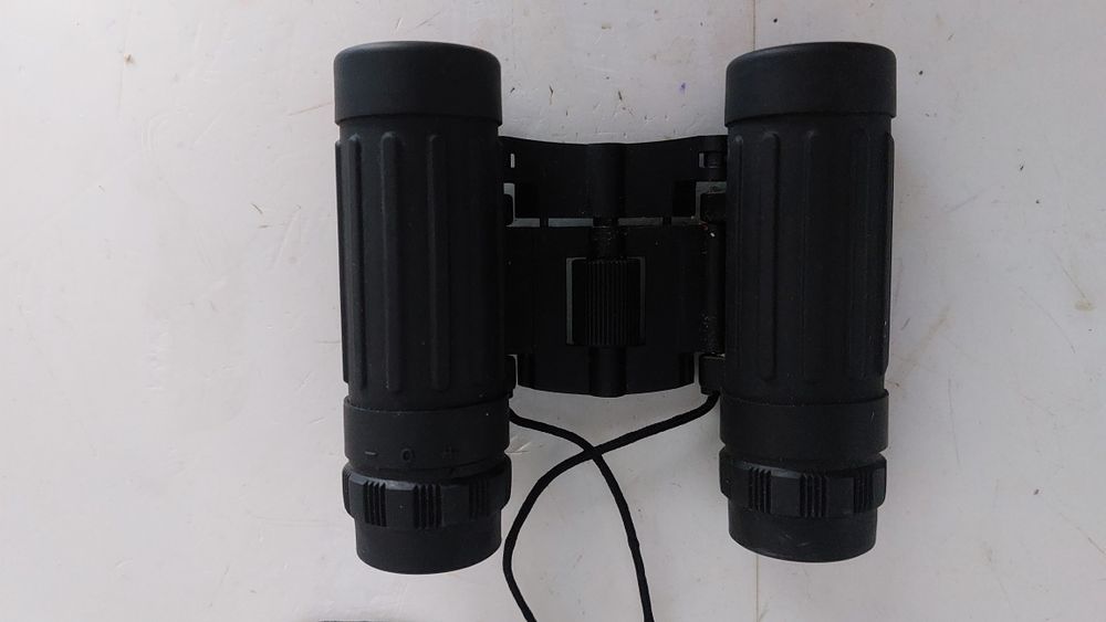 binoclu Carena 8×21