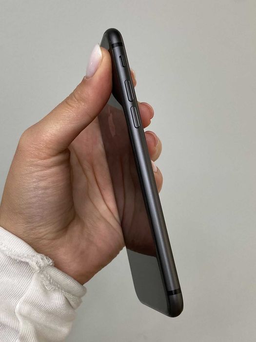 Iphone 8/ 64GB  (SH)