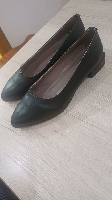 Продаются кожаные, новые туфли, на осень