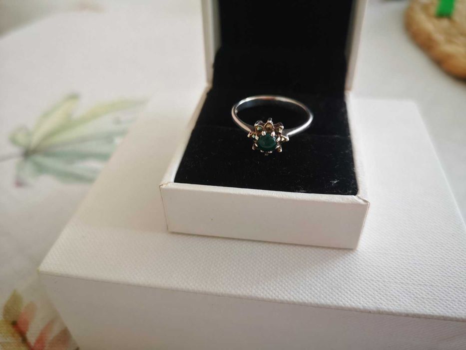 Елегантен сребърен пръстен с маркизити проба 925