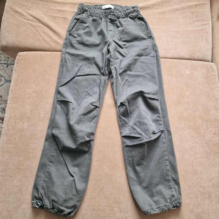 Продамй брюки для мальчика новые