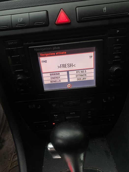 продава се audi a6 quattro или бартер за бус или баничарка