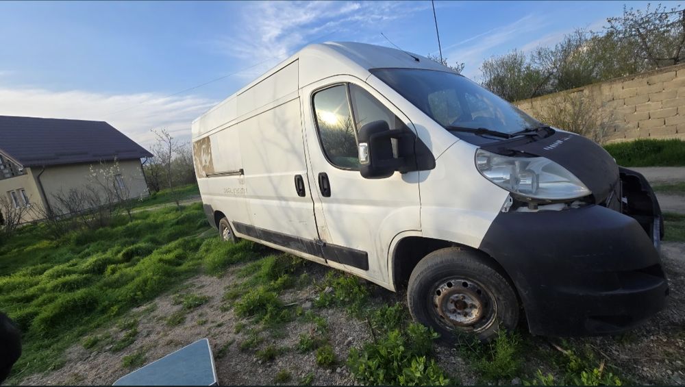 Vand sau dezmembrez Fiat Ducato 2.3 125 cai an 2008