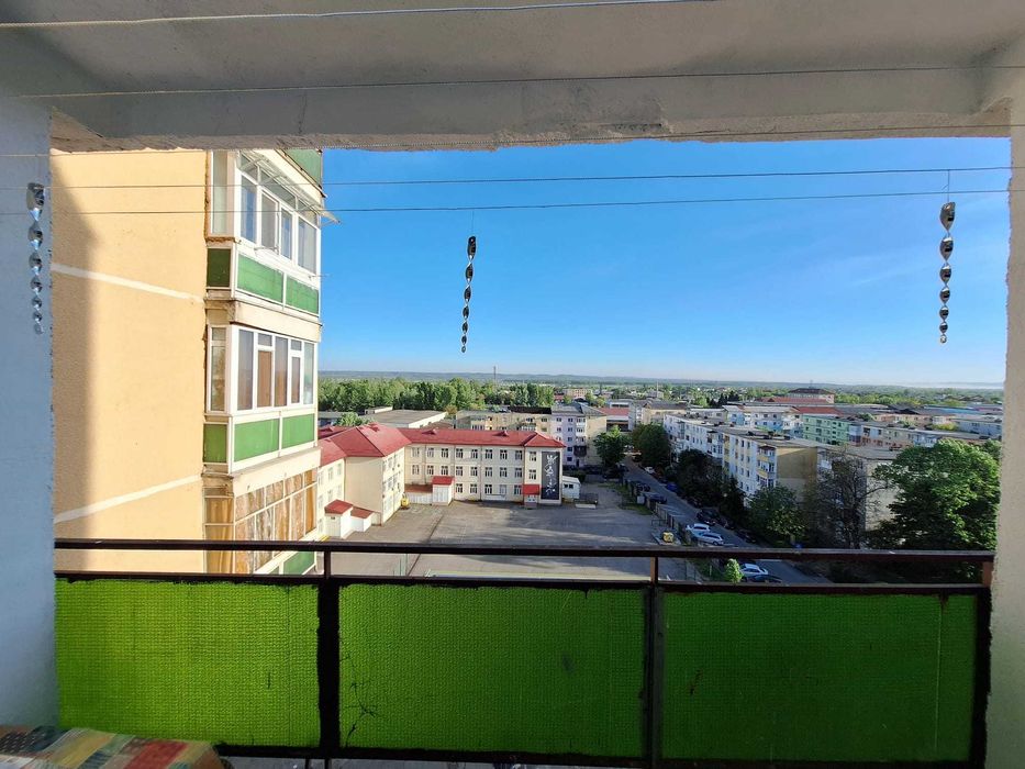 Se oferă spre închiriere apartament cu doua camere, situat în zona Lido - 9 Mai, Târgu Jiu