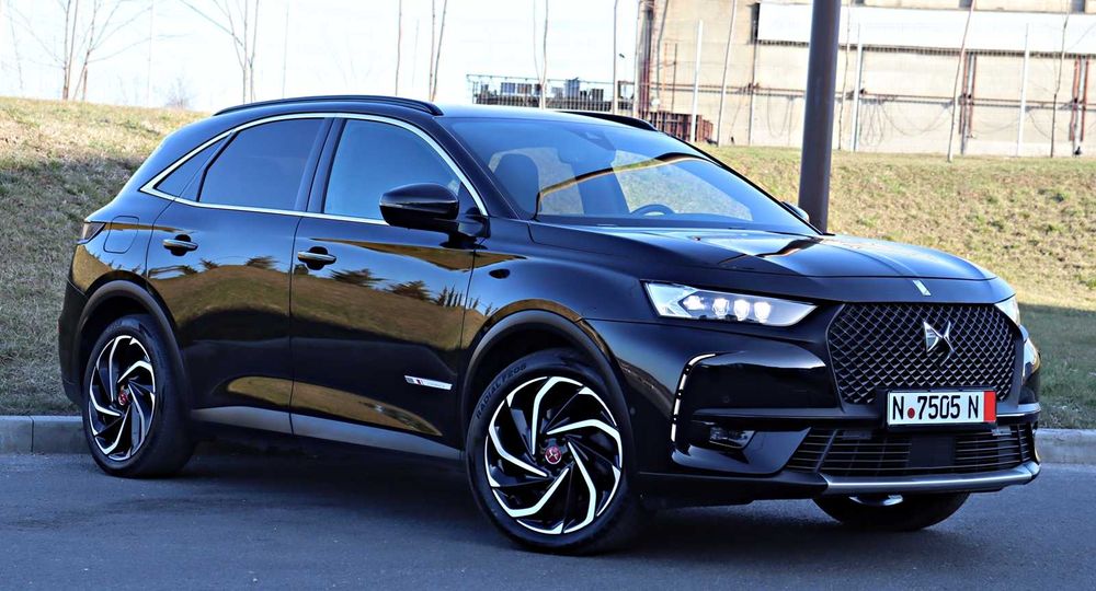 DS 7 Crossback / 2021 /300 CP/ 4X4 /HYBRID / Lane/Side/Distronic/Focal