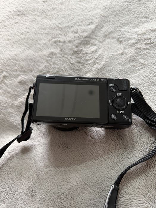 Фотоаппарат Sony A5000 в отличном состоянии