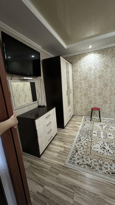 Сдается квартира посуточно в 11 мкрн