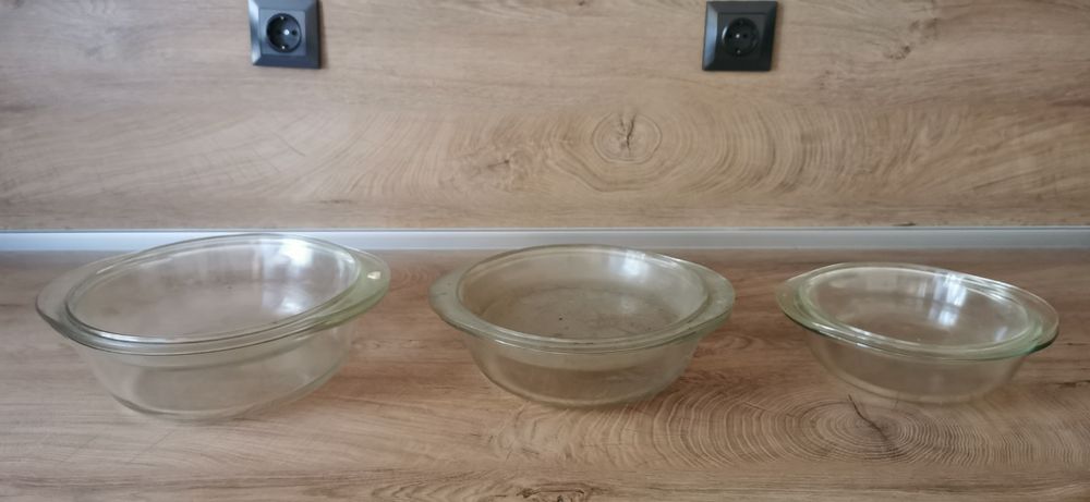 Продавам домашни потреби