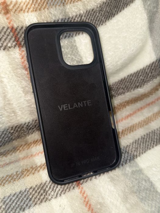 Vând Husă VELANTE pentru iphone 16 pro max
