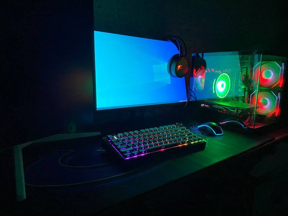 Oyin ushin jiynalǵan stol kompyuteri satiladi