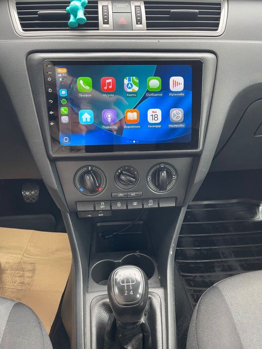 Лек автомобил Skoda Rapid