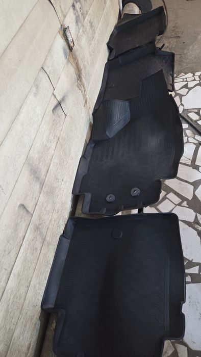 Коврики резиновые нива