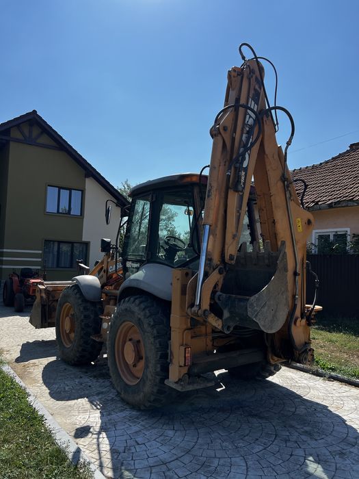 Buldoexcavator Case