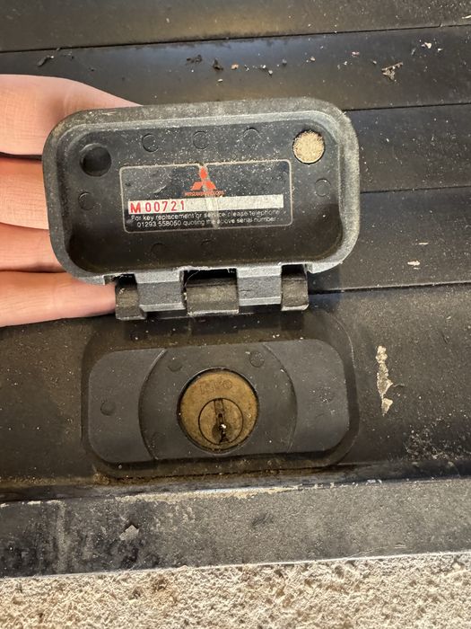 Щора и ролбар за Mitsubishi L200