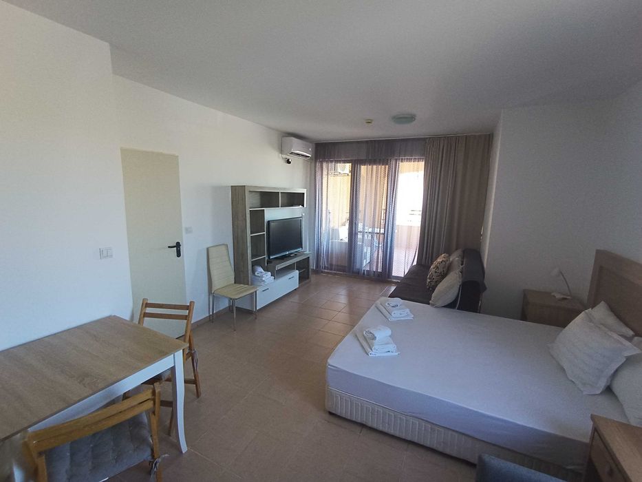 Студио с голяма тераса, Марина Кейп, Ахелой, от собственика