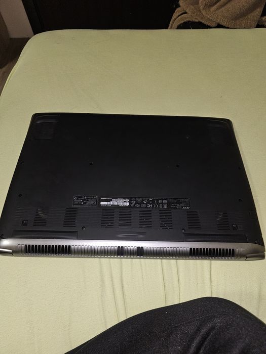 Геймърски лаптоп Acer Aspire Nitro V17 VN7-793G Black Edition