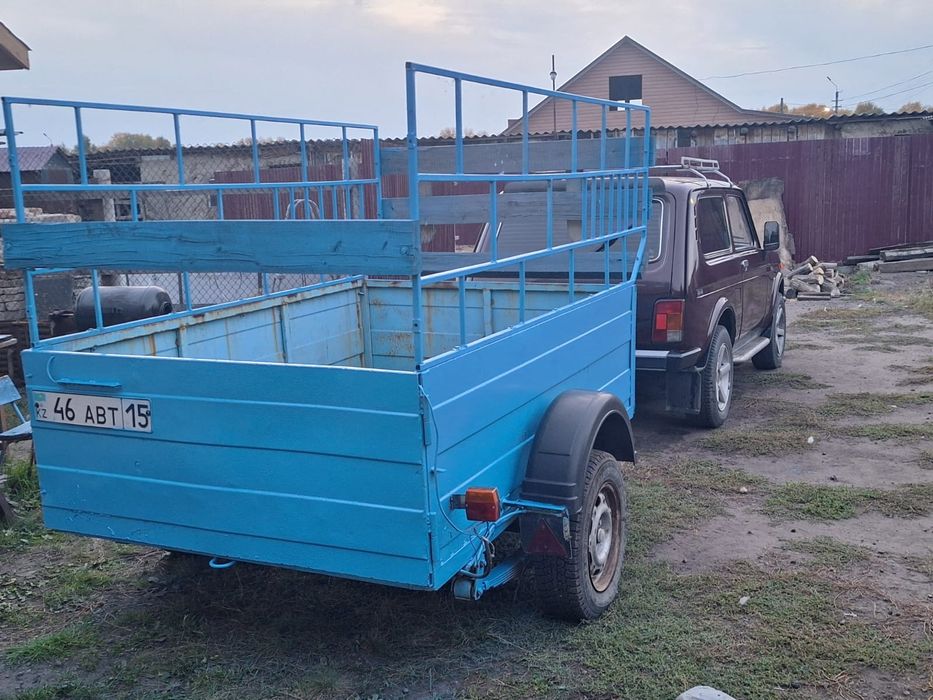 Продам ниву с прицепом