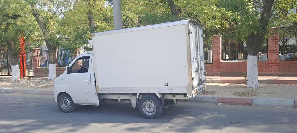 Lifan gruzavoy srochna sotiladi