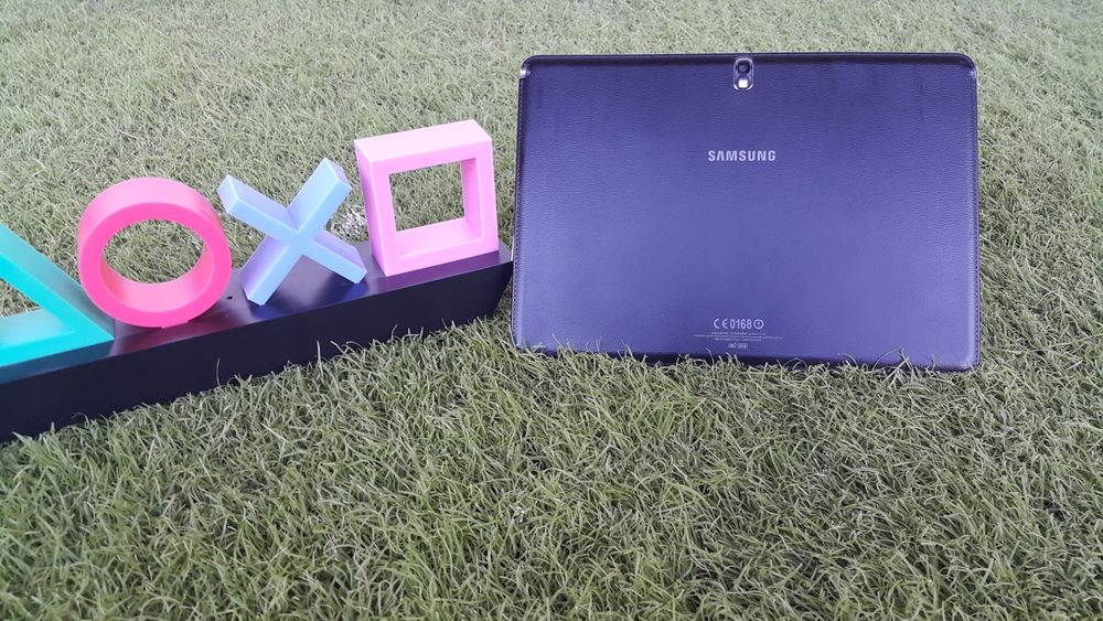SAMSUNG Tab Kotta Planshet. { 10 dyum }. 100% Toza ORIGINAL.