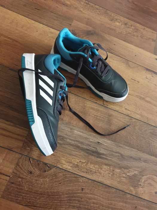 Pantofi sport Adidas, marime 36,5