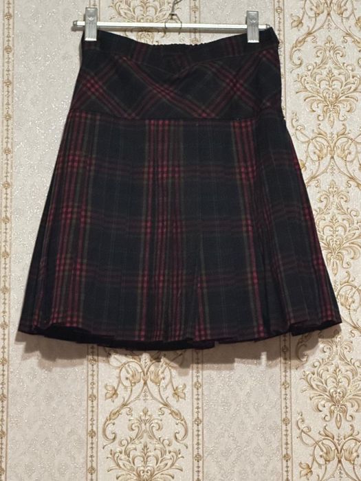 Продам нарядные платья на девочку