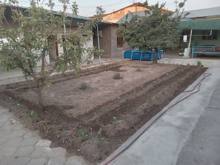 Мирабадский р-н Файзабад Ок Уй махалля 5 соток 3 комнат СУПЕР ЛОКАЦИЯ