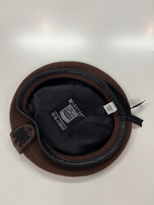 Bereta forte Terestre maro