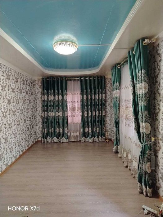 Hovli sotiladi, hamma sharoitlari bor tayyor