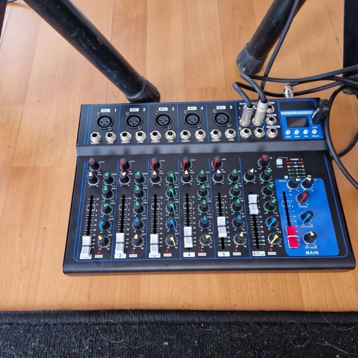 Sistem audio separat sau complet