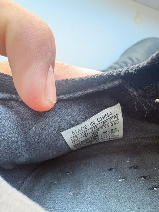 Продам бутсы Адидас Х