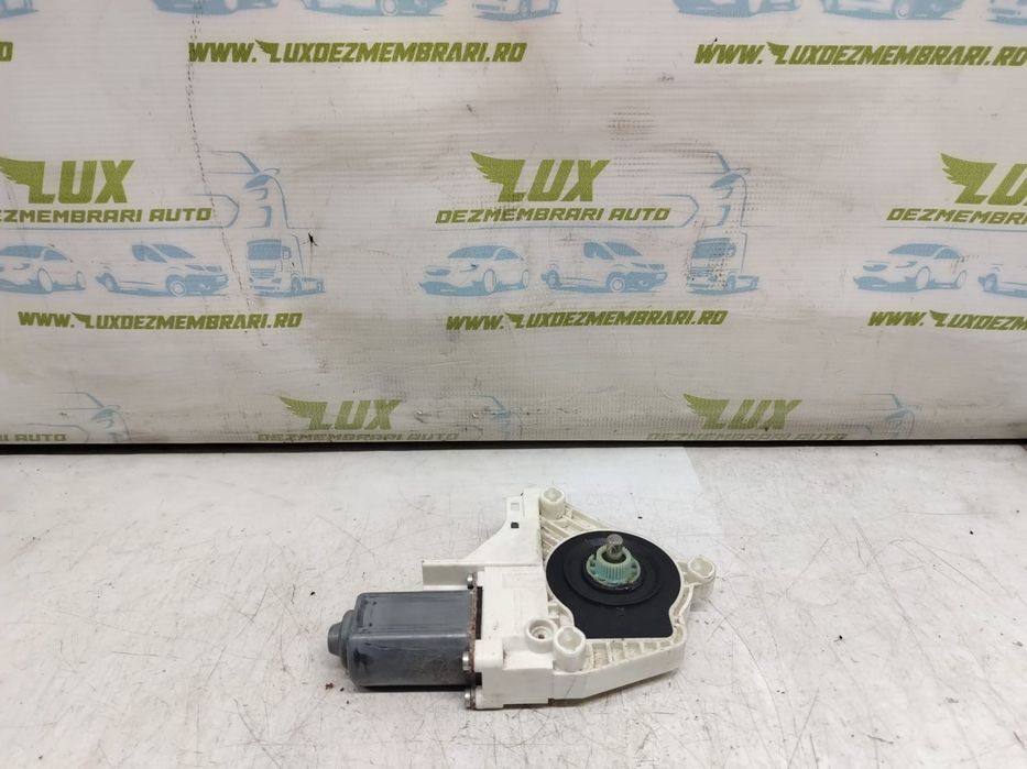 Motoras geam stanga fata 8k0959801b Audi Q5 8R [2008 - 2012]